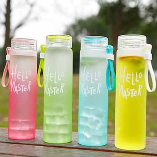 Bình thủy tinh đựng nước hello master 480ml (GIAO MÀU NGẪU NHIÊN)