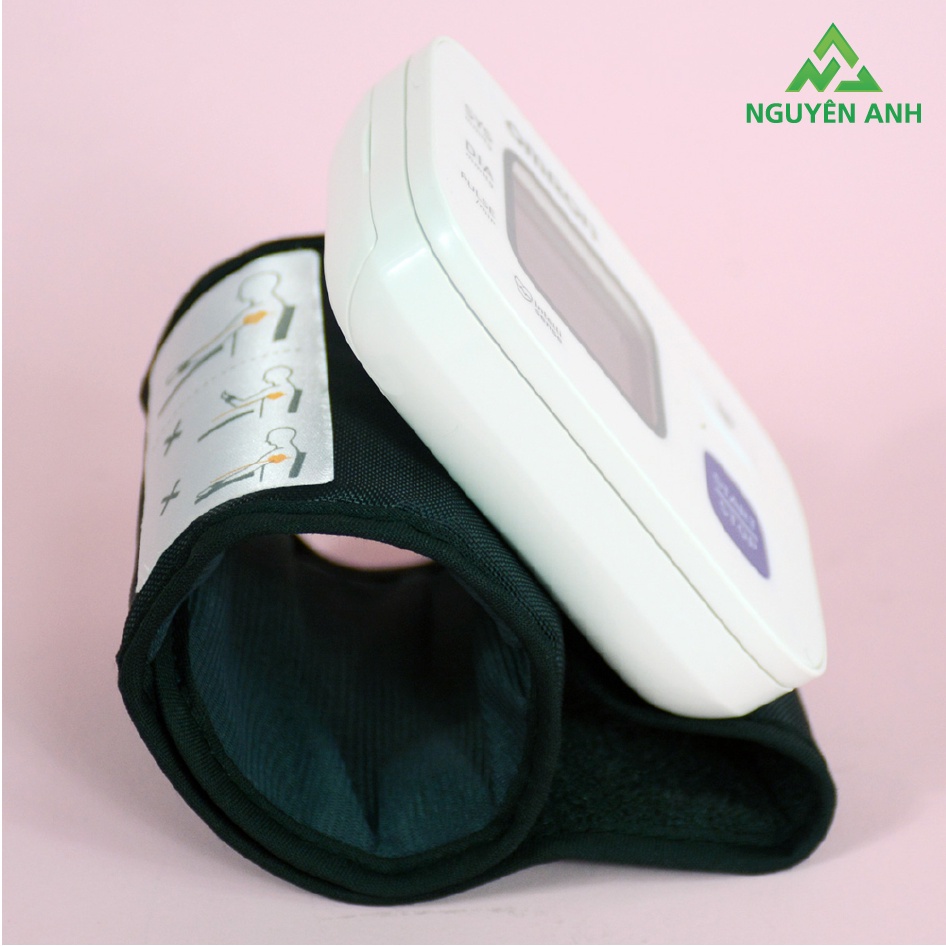 Máy đo huyết áp điện tử cổ tay OMRON HEM 6161 - Y Tế Nguyên Anh