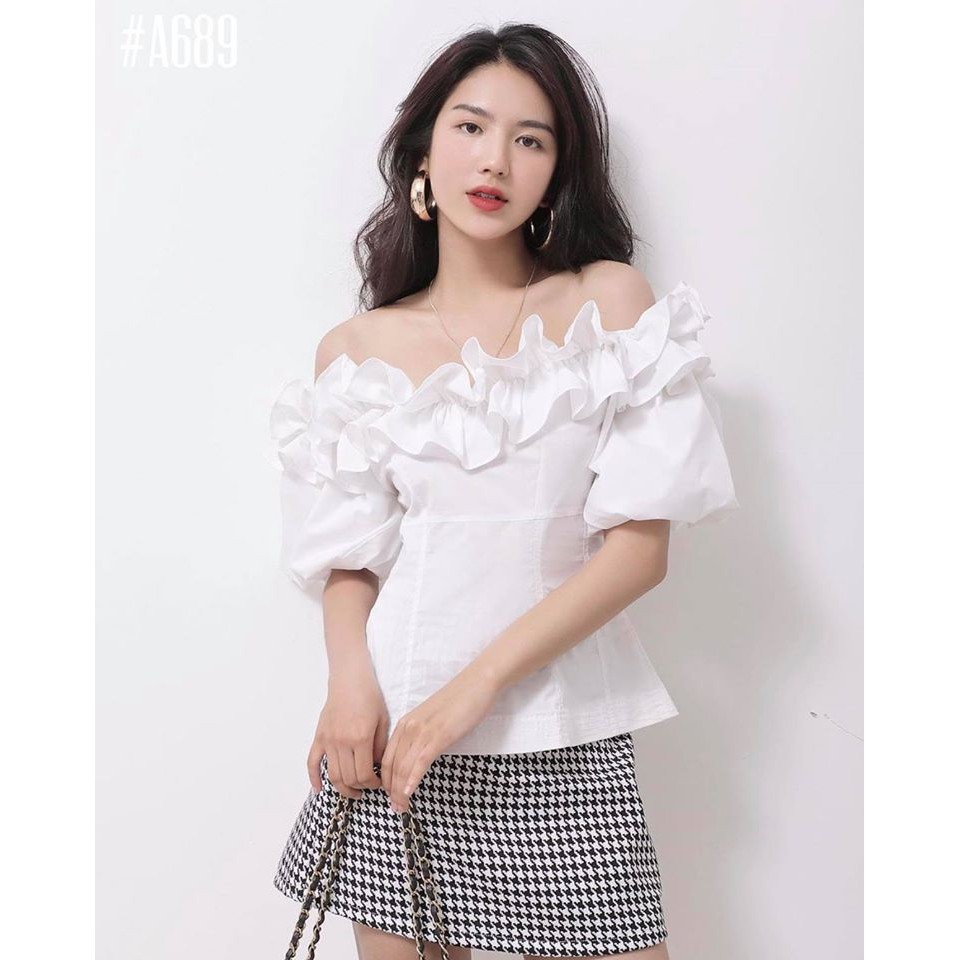 Áo peplum trễ vai viền bèo tay phồng