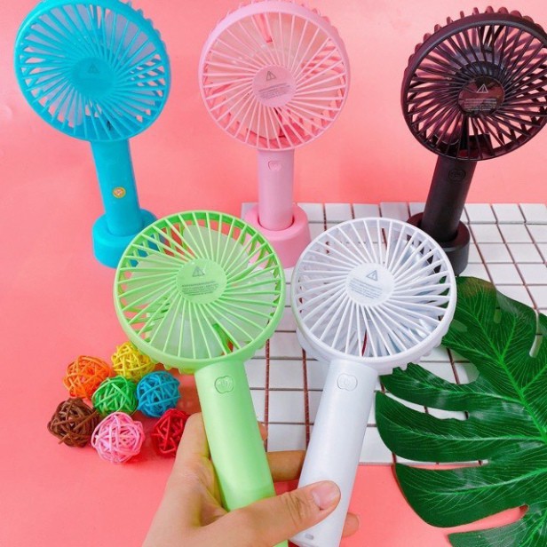 Quạt mini tích điện cầm tay có đế để bàn - để điện thoại siêu hot | BigBuy360 - bigbuy360.vn