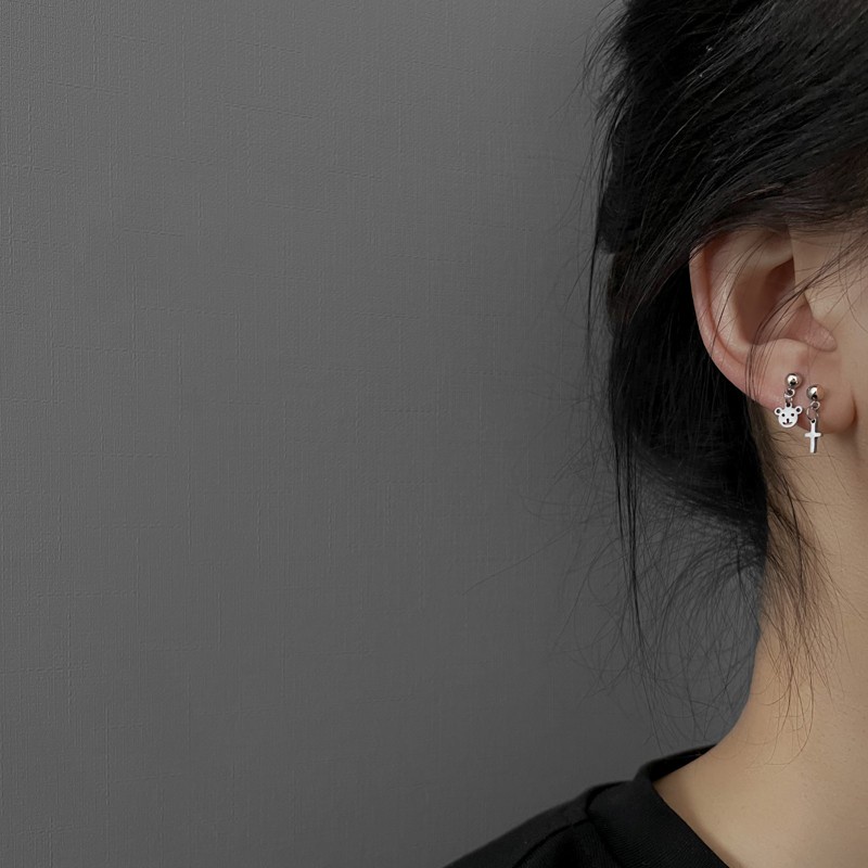 Khuyên Tai Hình Gấu Đan Chéo Phong Cách Hàn Quốc Cho Nữ