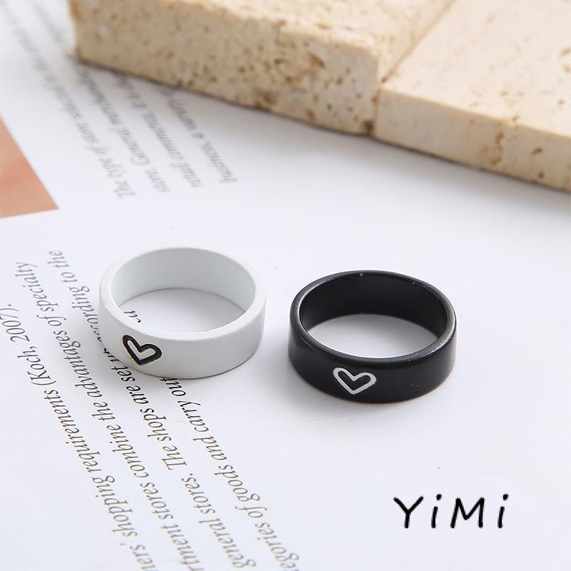 Set 2 nhẫn cặp màu trắng/đen thời trang Hàn Quốc