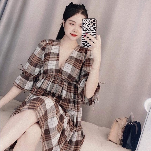 Váy babydoll caro nâu cổ V dáng xoè tiểu thư AH34 | BigBuy360 - bigbuy360.vn