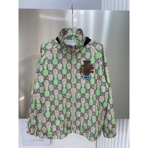 Áo khoác gió cho nam và nữ thương hiệu Gucci GC cao cấp mẫu 2022