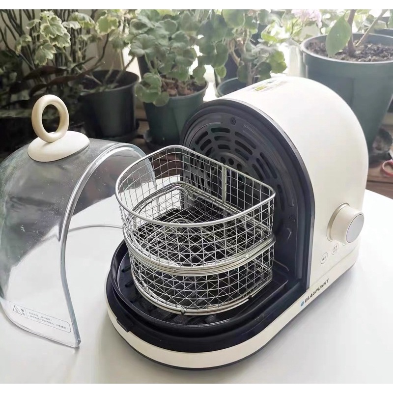 Nồi Chiên Không Dầu BLAUPUNKT BP-KZ01 Dung Tích 2L - Cáo Đeo Nơ