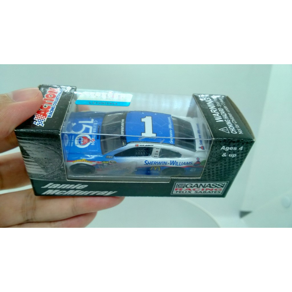 Xe mô hình Nascar số 1 - tỷ lệ 1/64
