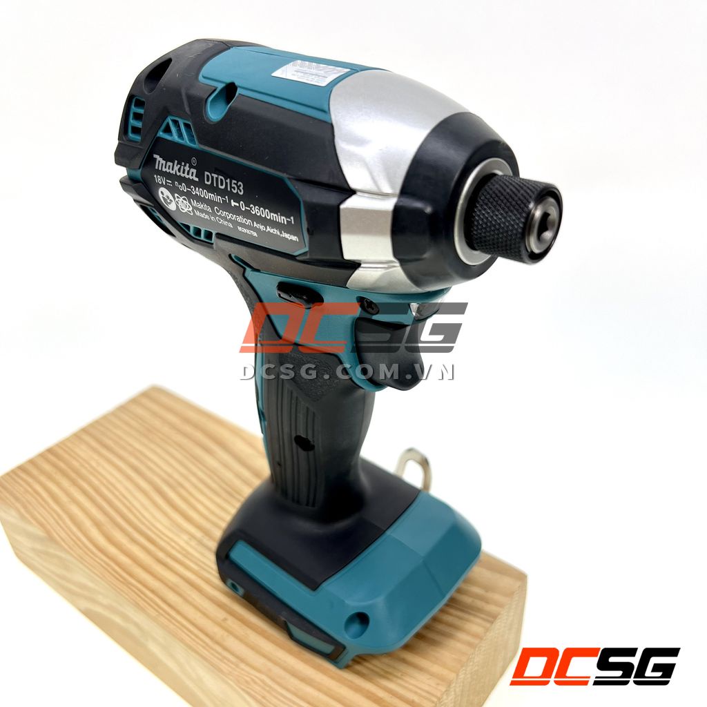Máy vặn vít dùng pin 18V Makita DTD153Z (hàng tách bộ) | DCSG