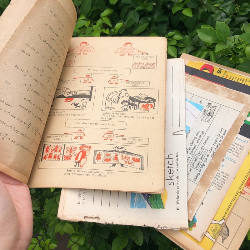 Giấy nền vintage sách, báo cũ trang trí sổ tay, nhật kí, junk journal