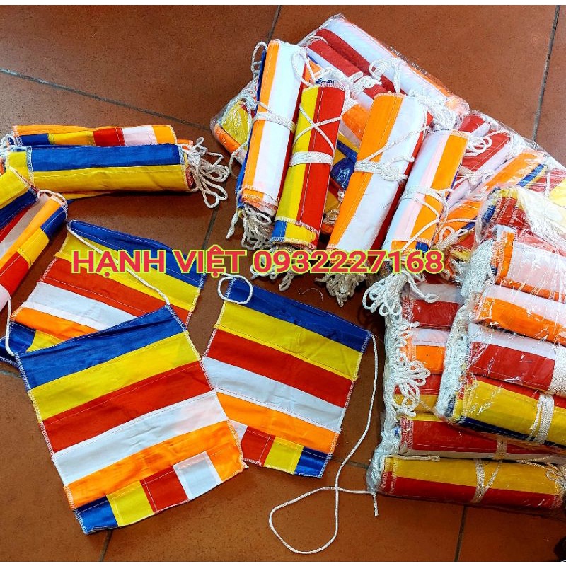 Cờ Phật dây - Một dây cờ 20 lá .