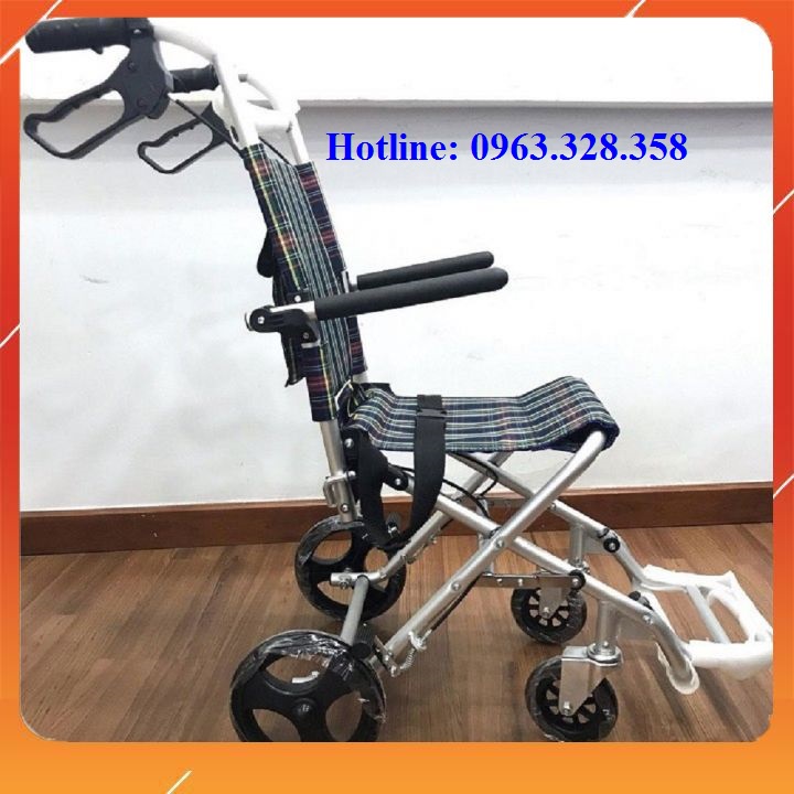 Xe lăn du lịch siêu nhỏ gọn Lucass X12