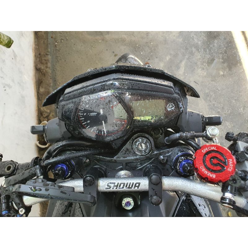 Đèn xi nhan Spirit Beast M1 nhỏ nhưng siêu sáng.