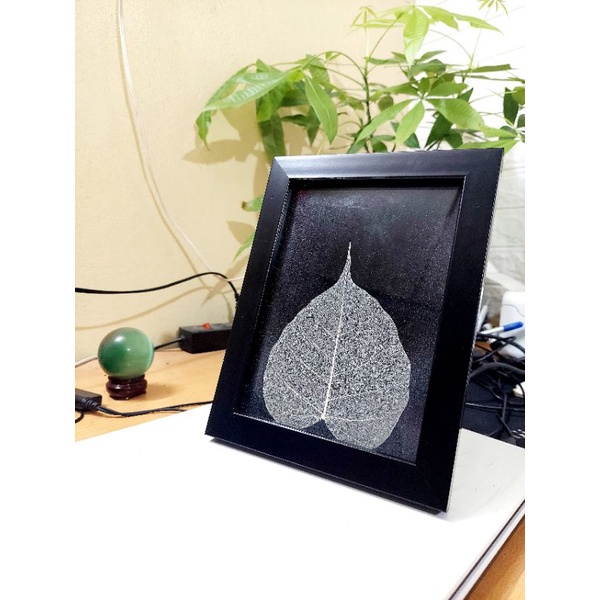 Khung Tranh Lá Bồ Đề để bàn, treo tường (Tặng giá đỡ)