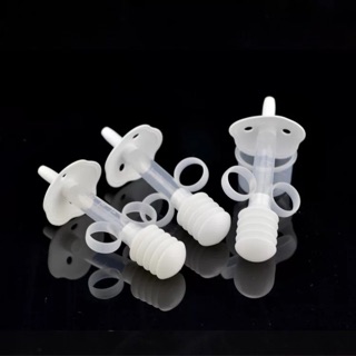 Dụng cụ bơm thuốc cho bé uống thuốc