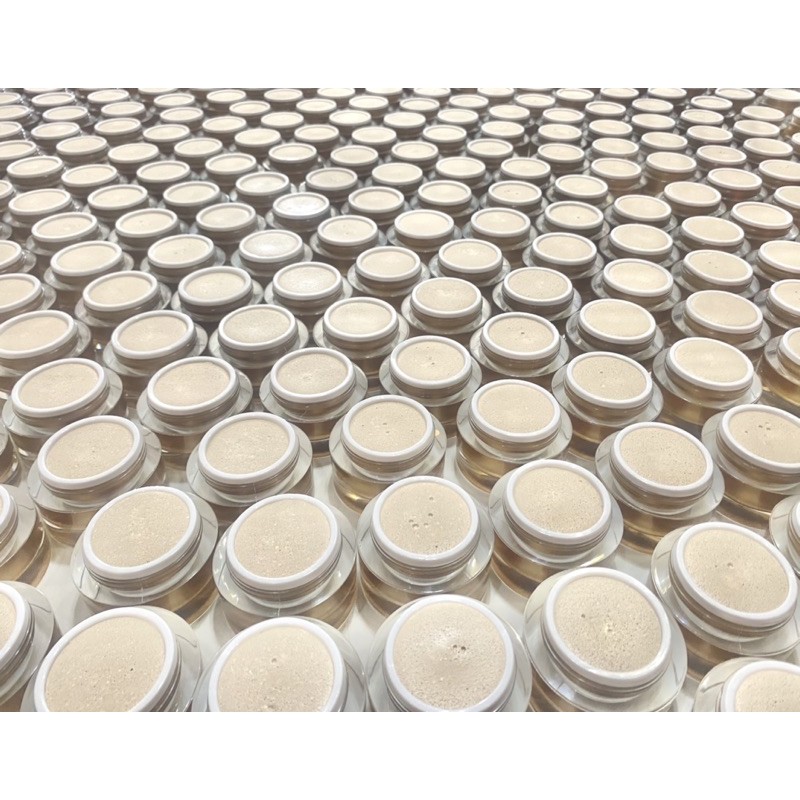 Kem sâm tái tạo da bong mạnh điề.u tr.ị mụn nám (nền thường) | BigBuy360 - bigbuy360.vn