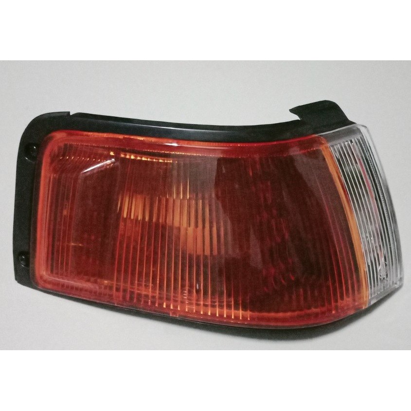 Đèn xi nhan Mazda 323 đời 95-97