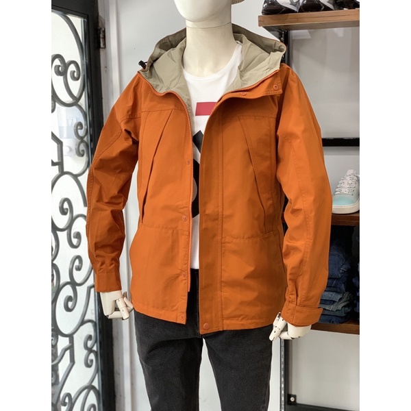 Áo khoác gió U.Q Jacket