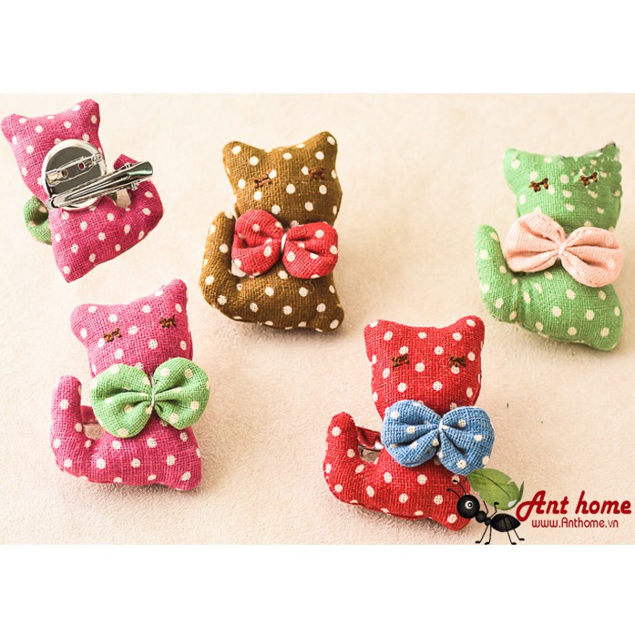 Kẹp tóc hình mèo đáng yêu cho bé.