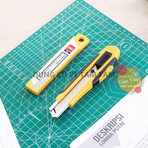 [ TÂM TÂM ]-Dao rọc giấy Deli, cao su mềm kèm hộp lưỡi dao