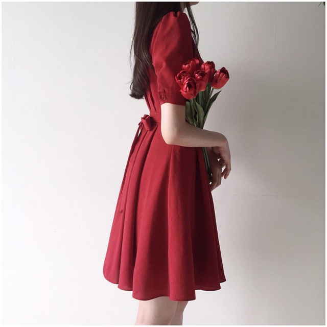 Đầm đỏ cổ vest đẳng cấp | BigBuy360 - bigbuy360.vn