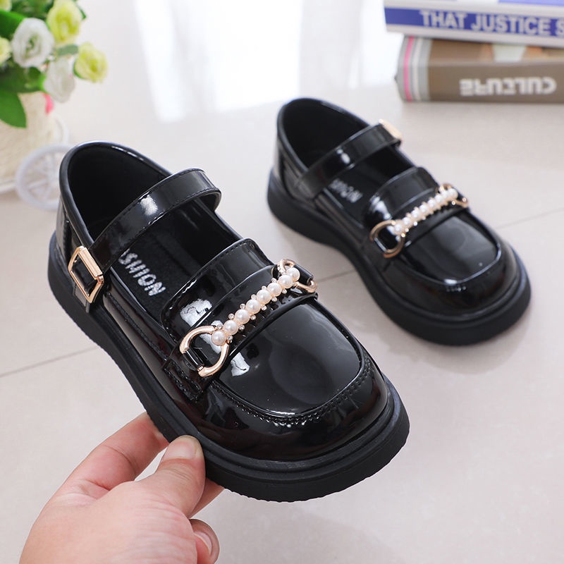 Giày Sandal Công Chúa Bằng Da Siêu Nhẹ 2022 Dễ Phối Đồ Phong Cách Phương Tây Cho Bé Gái Scho
