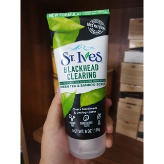 Sữa rửa mặt tẩy da chết Stives