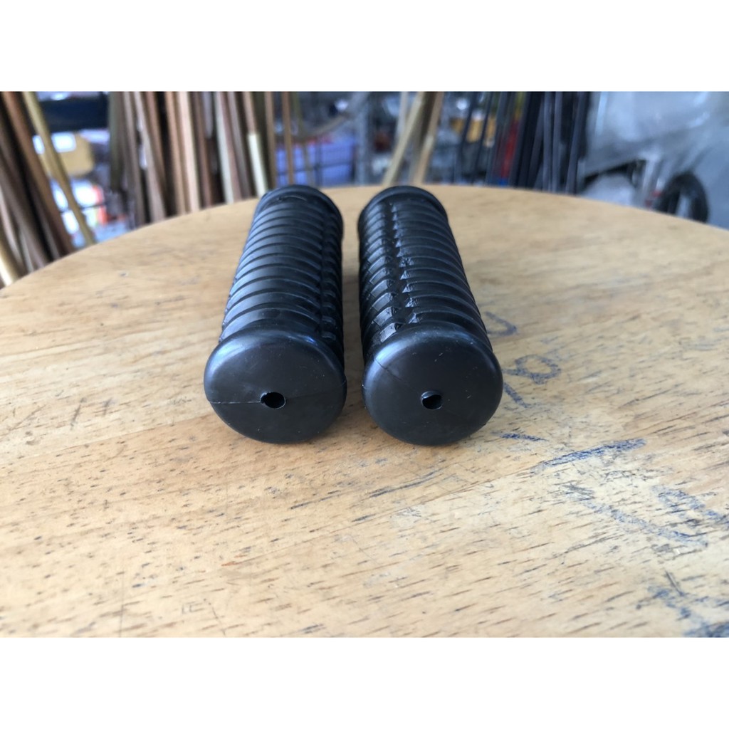 Cao su HM gác chân sau cho anh em dọn xe honda 67 + cub - 01 cặp