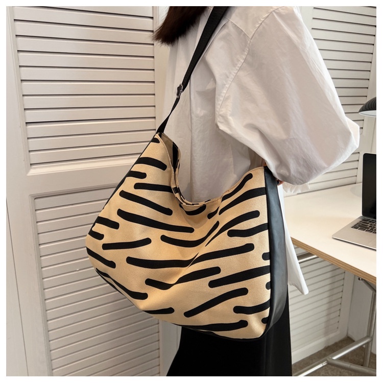 Túi Tote Đeo Vai Bằng Vải Bạt Sức Chứa Lớn Thời Trang Mùa Hè Hàng Mới Dành Cho Bạn Nữ 2022