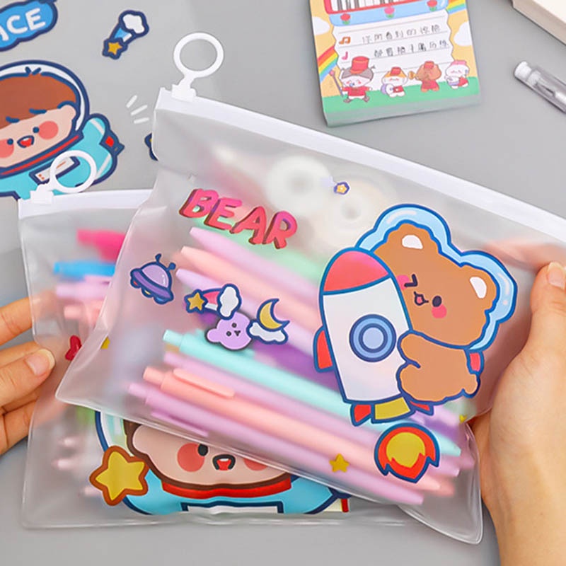 Túi Đựng Bút Trong Suốt In Hình Phi Hành Gia Dễ Thương Cho Học Sinh