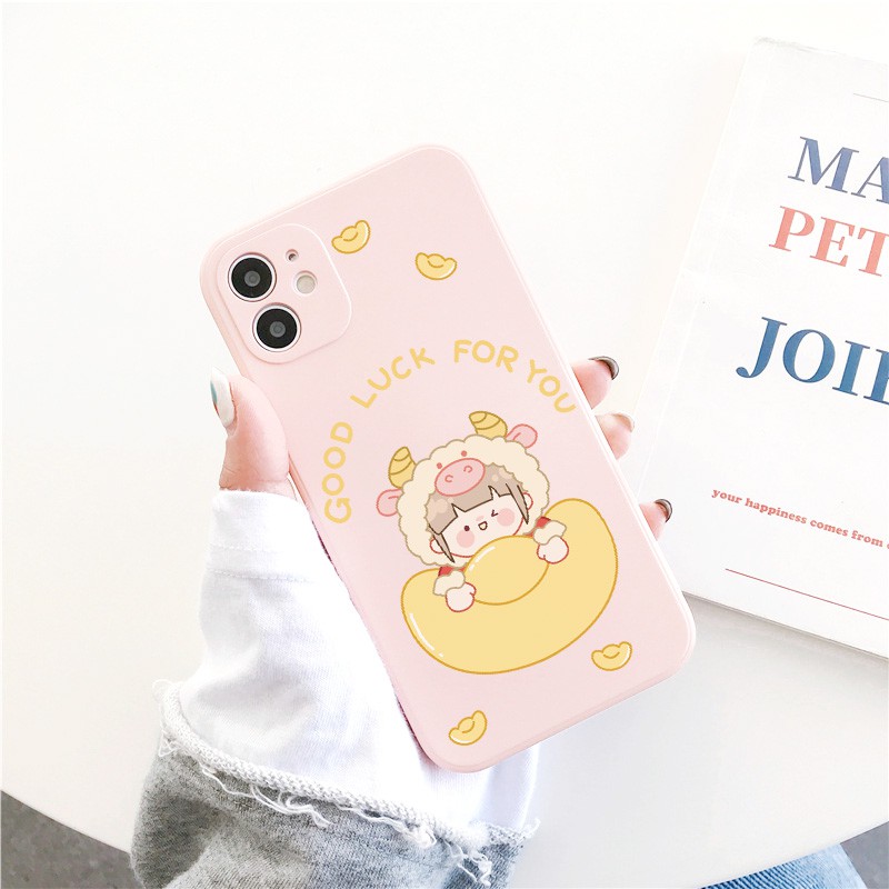 Ốp lưng iphone Bé đồng tiền cạnh vuông 5/5s/6/6plus/6s/6splus/7/7plus/8/8plus/x/xr/xs/11/12/pro/max/plus/promax | BigBuy360 - bigbuy360.vn