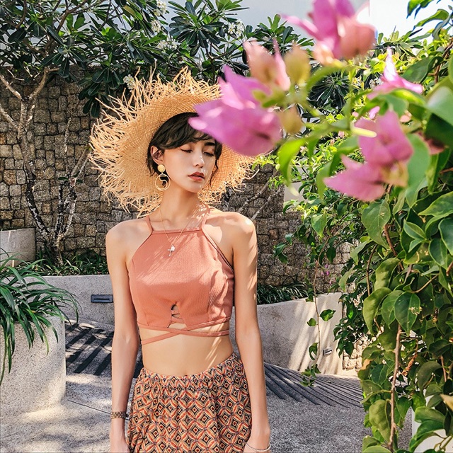 Đồ bơi đi biển, áo tắm có mút, bikini kèm khăn ( nhiều mẫu) Chất liệu thun co giãn 4 chiều | BigBuy360 - bigbuy360.vn