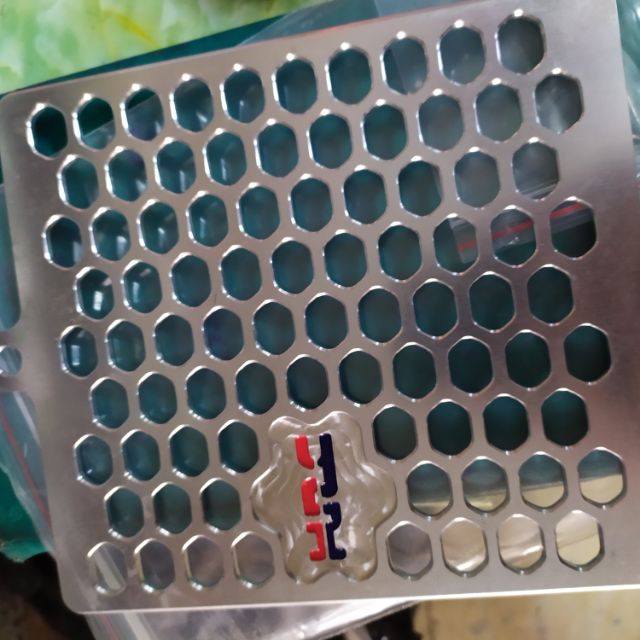 Két nước HRC Raider