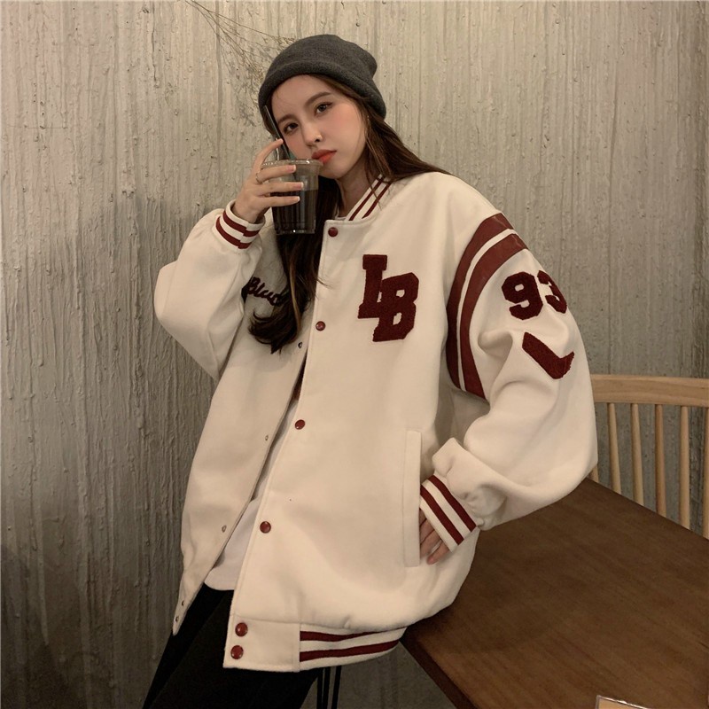 ÁO KHOÁC BOMBER NAM NỮ CHỮ IB THÊU NỔI PHỐI VIỀN TAY PHONG CÁCH BÓNG CHÀY SIÊU CÁ TÍNH