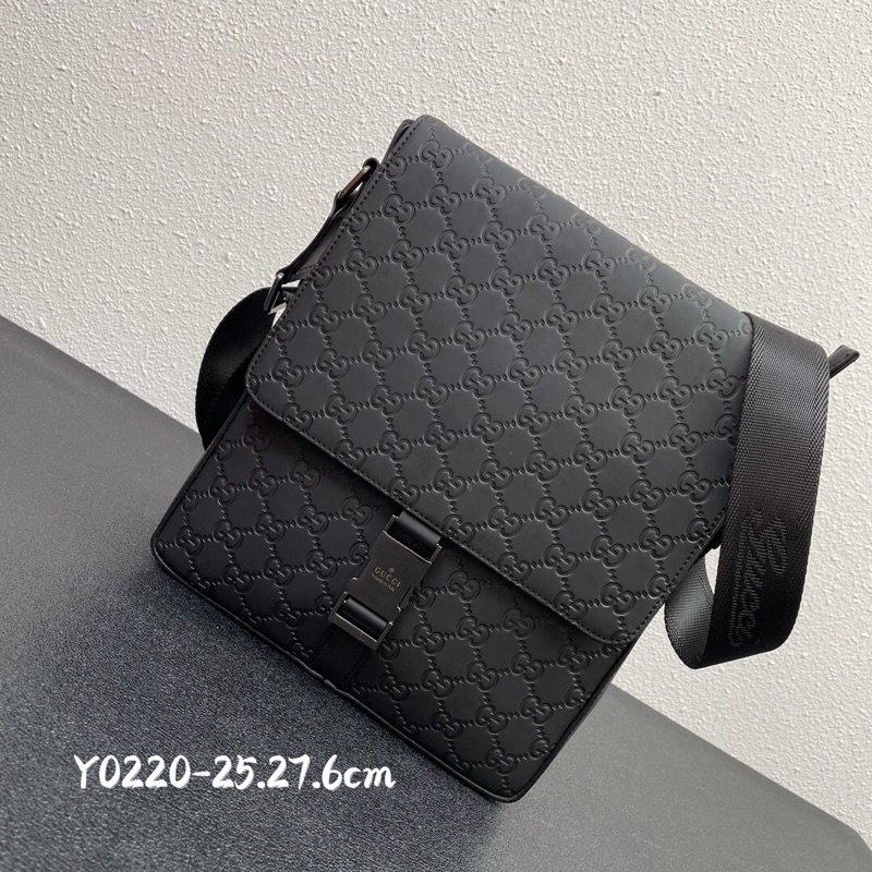 Túi đeo chéo sành điệu nam cao cấp thương hiệu Gucci GC/GG da thật màu trơn