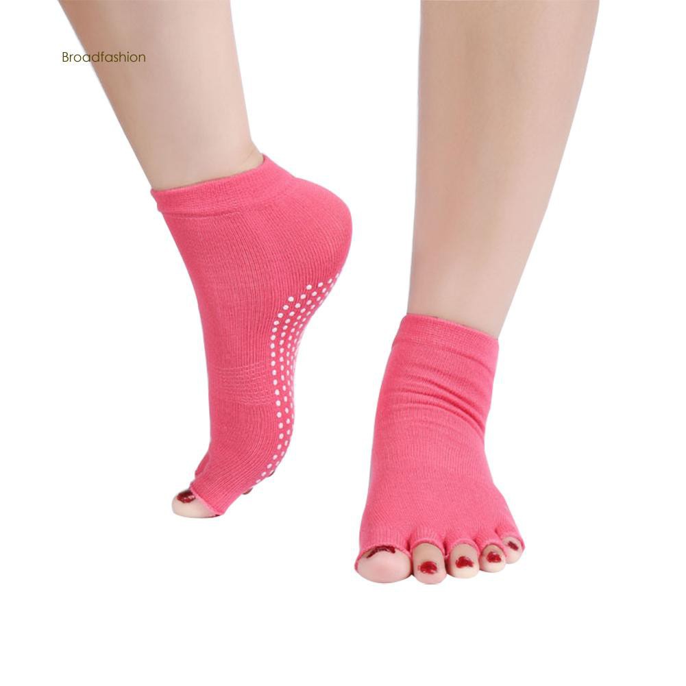 Tất hở ngón tập yoga