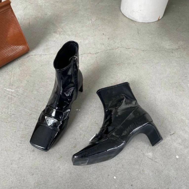 B(ẢNH THẬT) Boot Prada Mũi Vuông Gót Dẹp 5p Da Mềm Êm Fullbox Hãng Cao Cấp