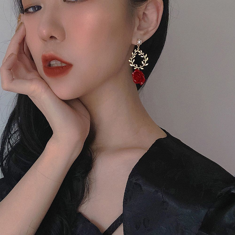 Bông tai hình hoa hồng đính ngọc trai nhân tạo phong cách Hàn Quốc thời trang cho nữ