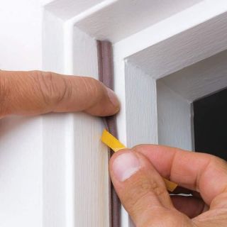 Ron dán khung cửa gỗ