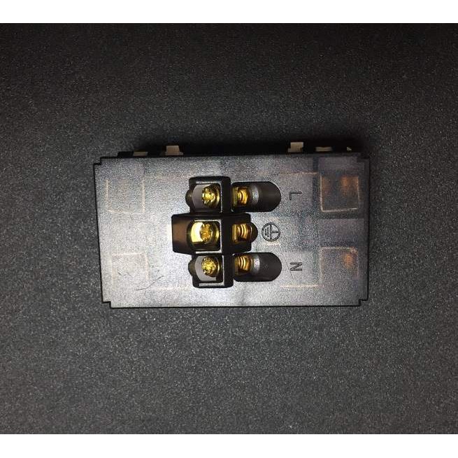 Ổ cắm điện đôi 3 chấu Đa năng wide sinoamigo P13