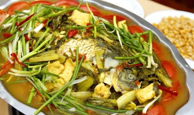 Khay cá chép om dưa đun được bếp từ và các loại bếp