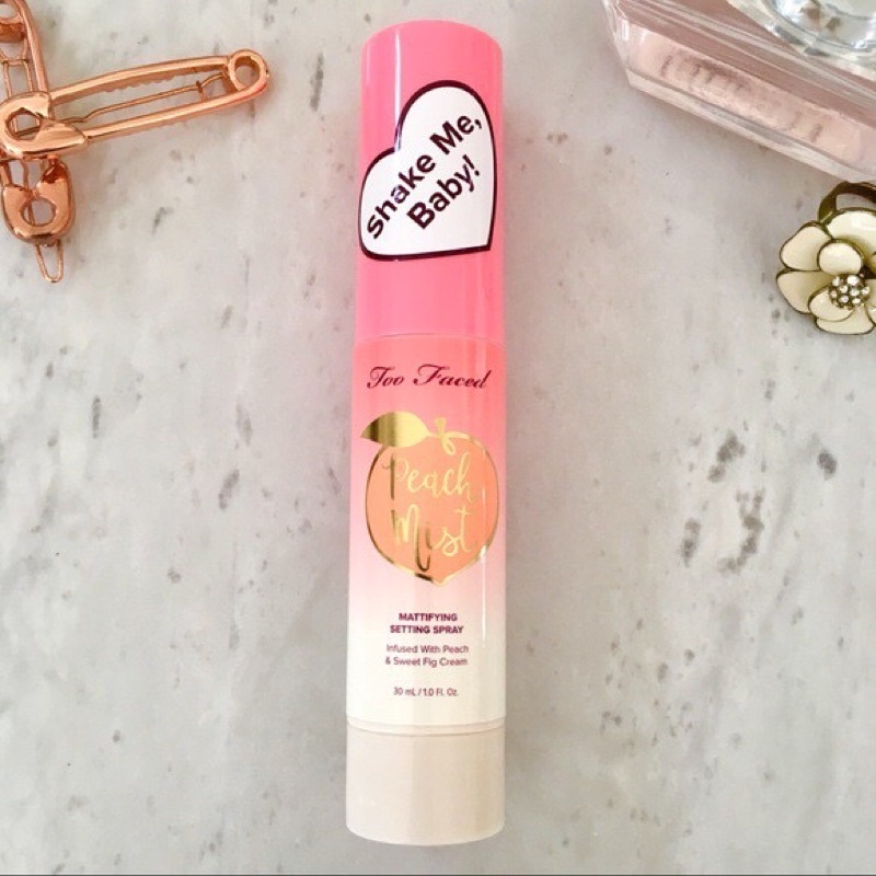 xịt khoáng giữ lớp makeup tooFacd