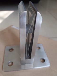 Trụ lan can kính Sus 304