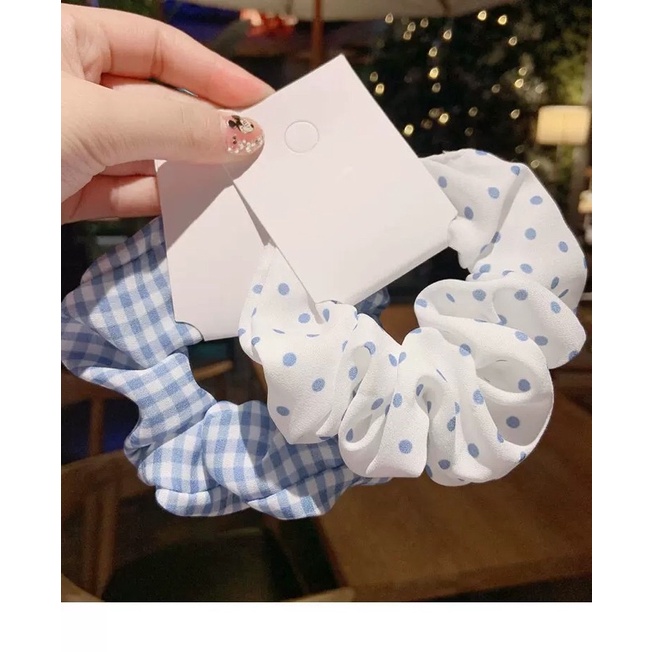 Dây buộc tóc scrunchies hoạ tiết nhí xanh dương vải mềm mại phong cách Hàn Quốc
