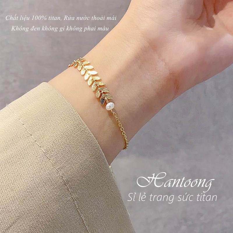 Lắc tay titan không gỉ mạ vàng 18k thiết kế hình lá lúa mì độc đáo đính ngọc trai thời trang dành cho nữ