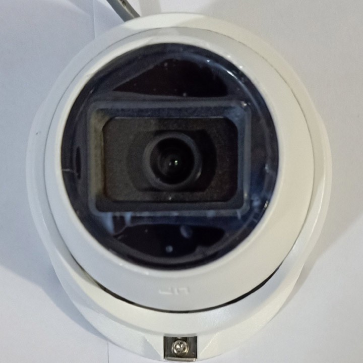 Camera dome HDTVI 5MP tích hợp micro Hikvision DS-2CE76H0T-ITMFS chính hãng Nhà An Toàn PP