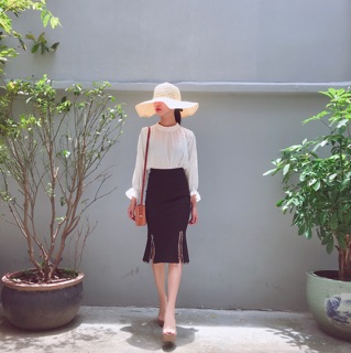 CHÂN VÁY BÚT CHÌ XẺ TÀ D63