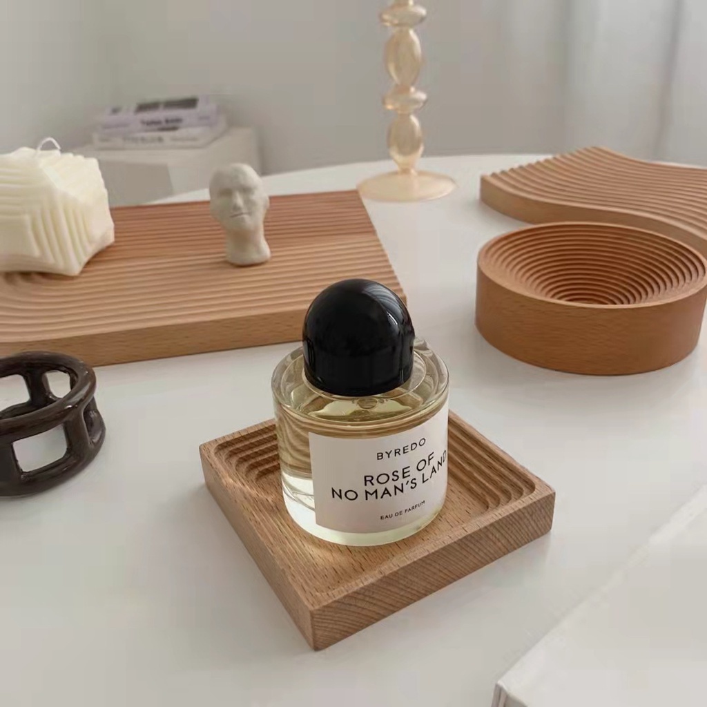 Khay gỗ để bàn kiểu gợn sóng đựng bánh mì/ trái cây/ món ăn vặt phong cách Bắc Âu