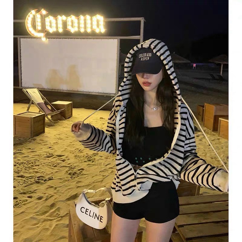 (HCM) ÁO KHOÁC NỈ SỌC TRÙM MŨ - THỜI TRANG CỰC HOT , PHONG CÁCH SIÊU HOT CHO CÁC CHỊ EM KME FASHION