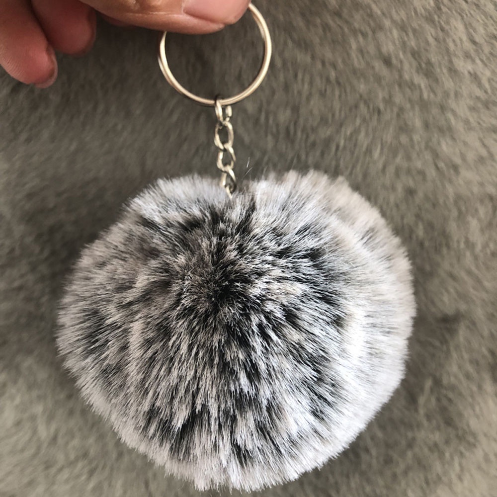 AROMA For Woman Key Ring Soft Fashion Accessories Key Chain Fur  Ball Trendy Pompom Bag Pendant Jewelry Simple Keychains/Multicolor