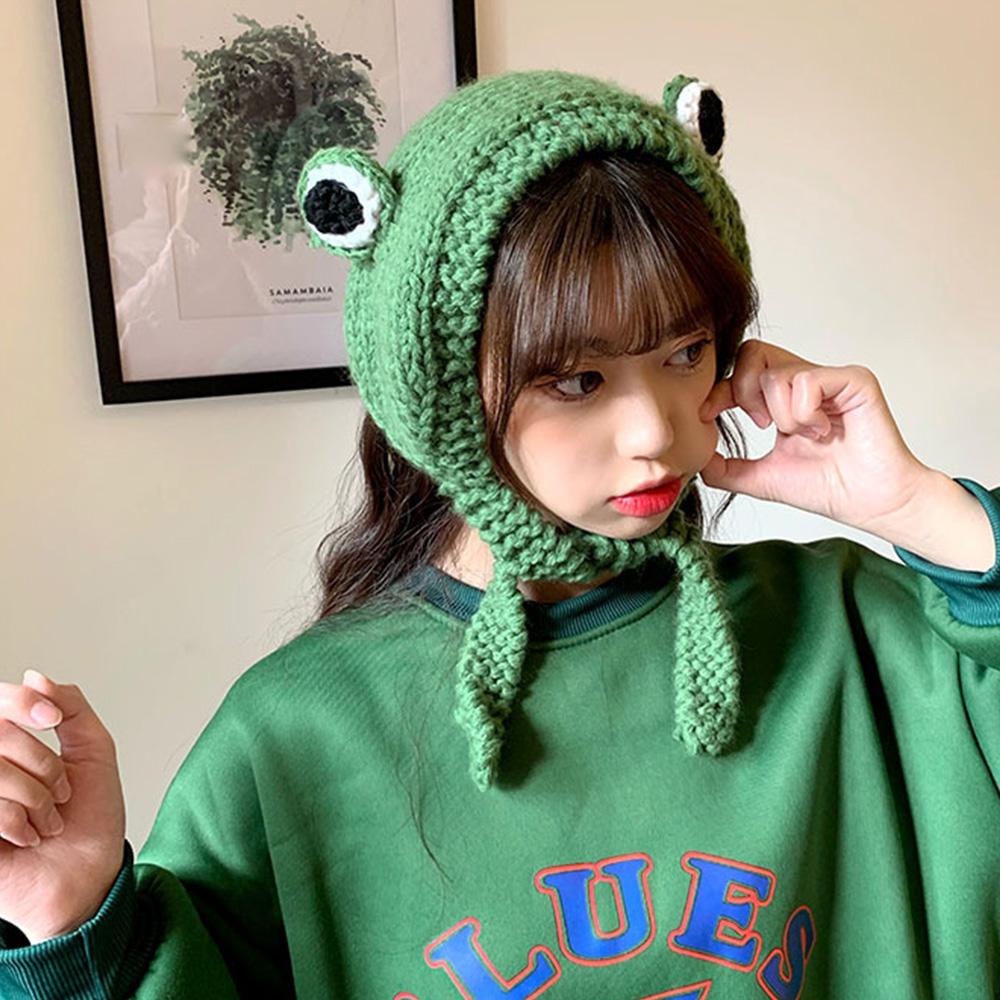 Mũ Beanie Dệt Kim Hình Chú Ếch Mắt To Giữ Ấm Mùa Đông Cho Nữ