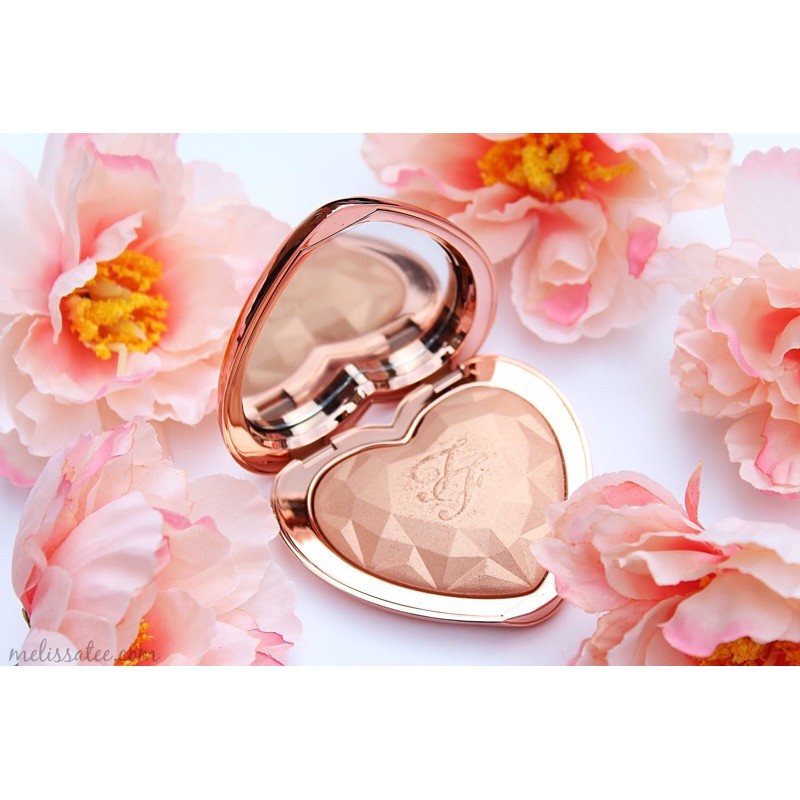 PHẤN BẮT SÁNG TOOFACED RAY OF LIGHT